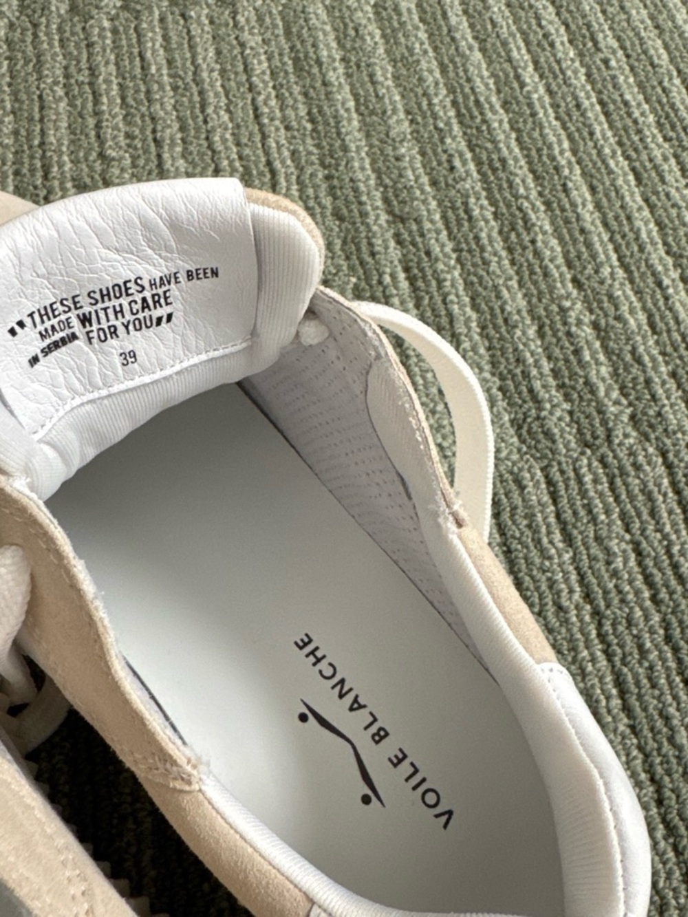 Voile Blanche Beige and White Suede Low-Top Sneakers - Picture 4 of 5